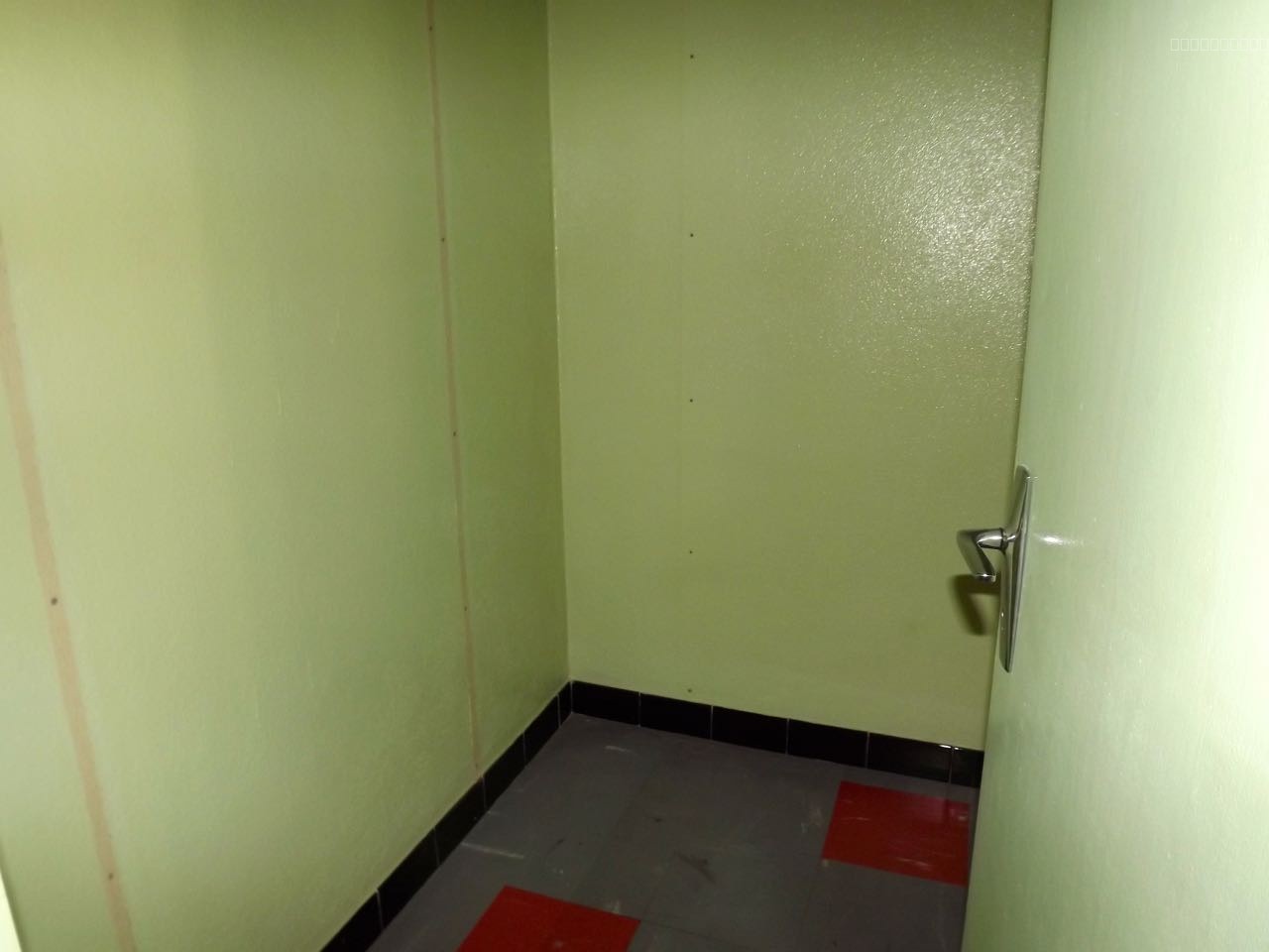 ENTREPOT ET LOCAL INDUSTRILE DE 820 M2 — photo 13
