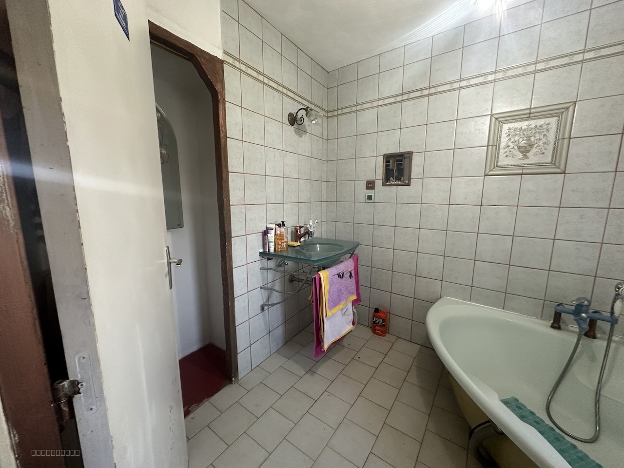 Maison d'habitation de 135 m2 hab. Belle situation avec vue. — photo 10
