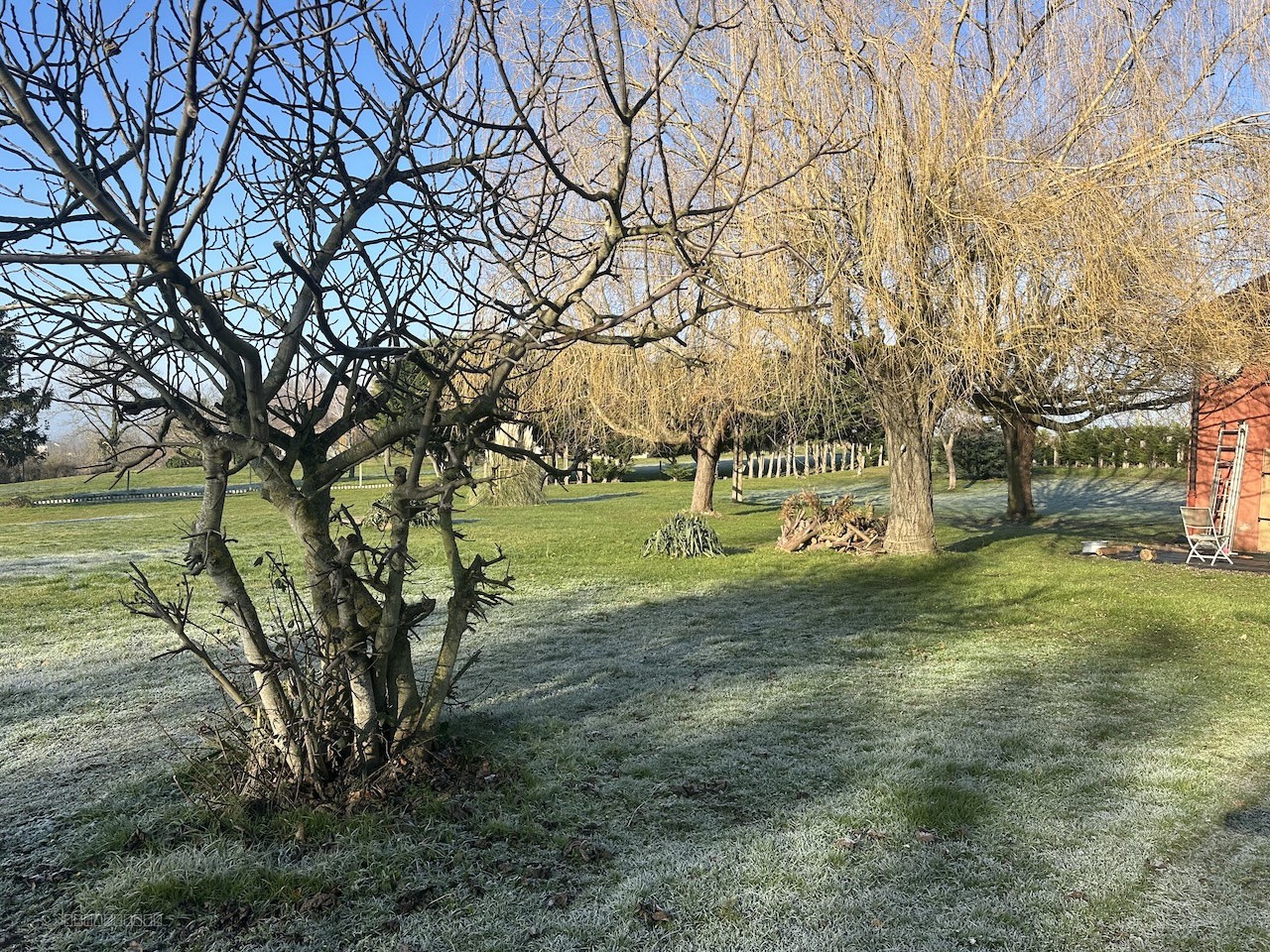 Maison d'habitation de 135 m2 hab. Belle situation avec vue. — photo 4