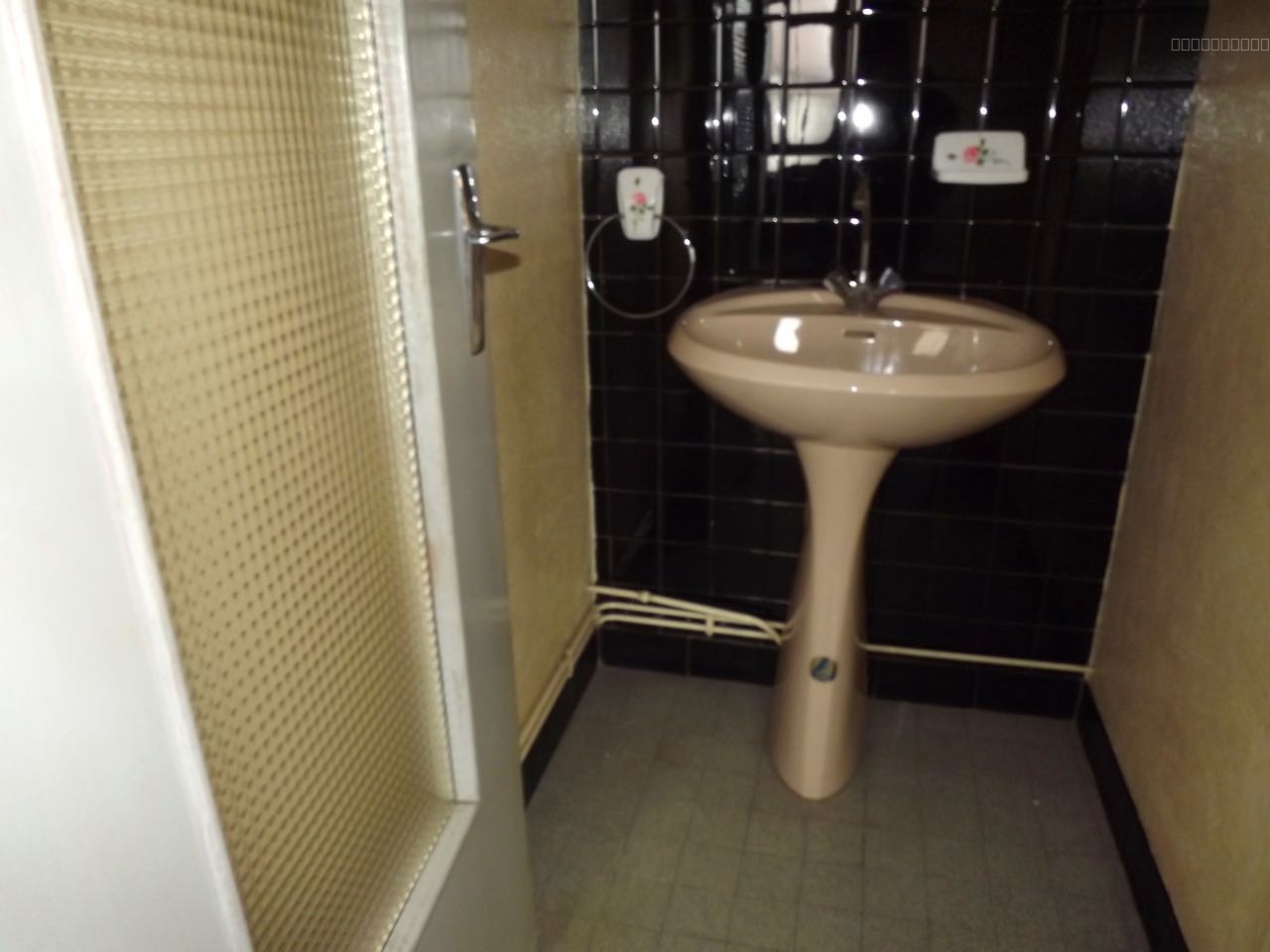 ENTREPOT ET LOCAL INDUSTRILE DE 820 M2 — photo 11