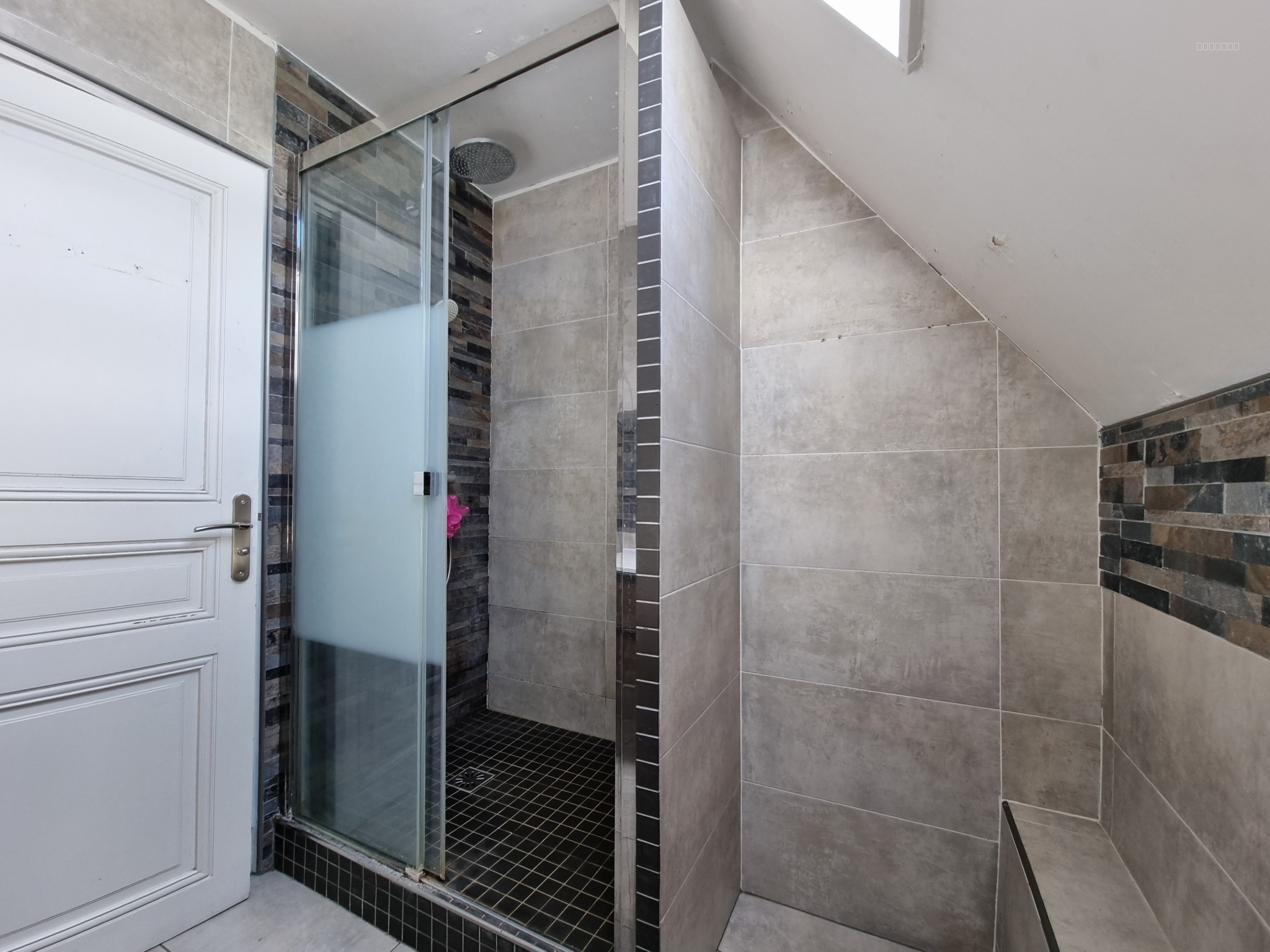 Pavillon Individuel 145 m2 avec Jardin de 293 m2 Aulnay sous bois 93600 — photo 17