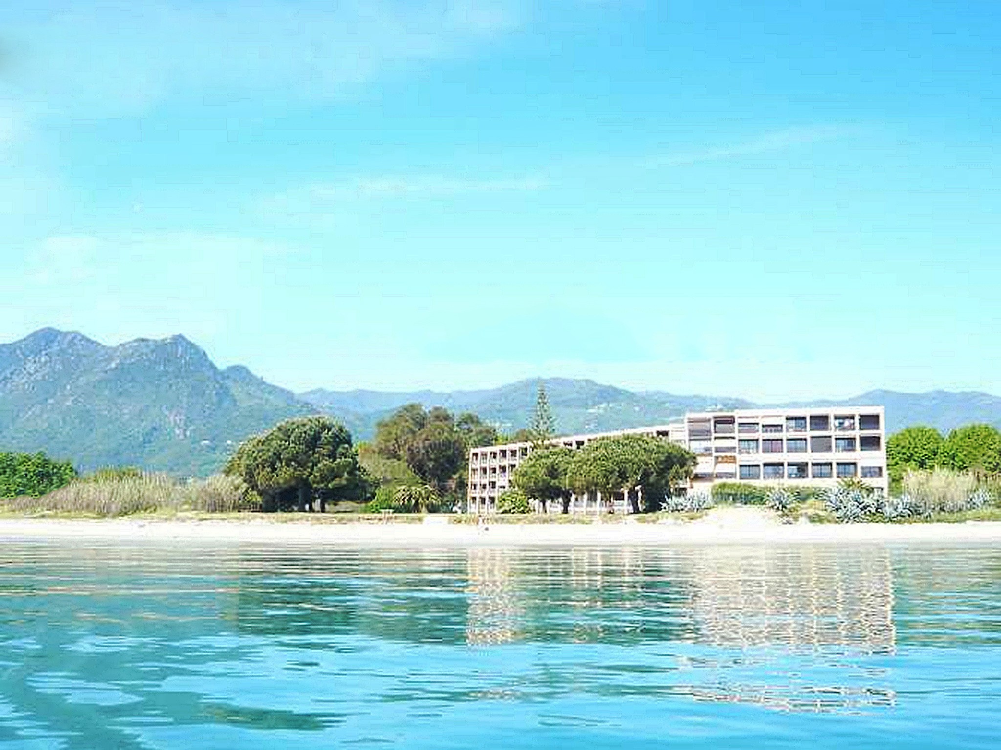 Superbe Studio avec Vue sur Mer à Santa-Lucia-di-Moriani avec Piscine vue mers — photo 2