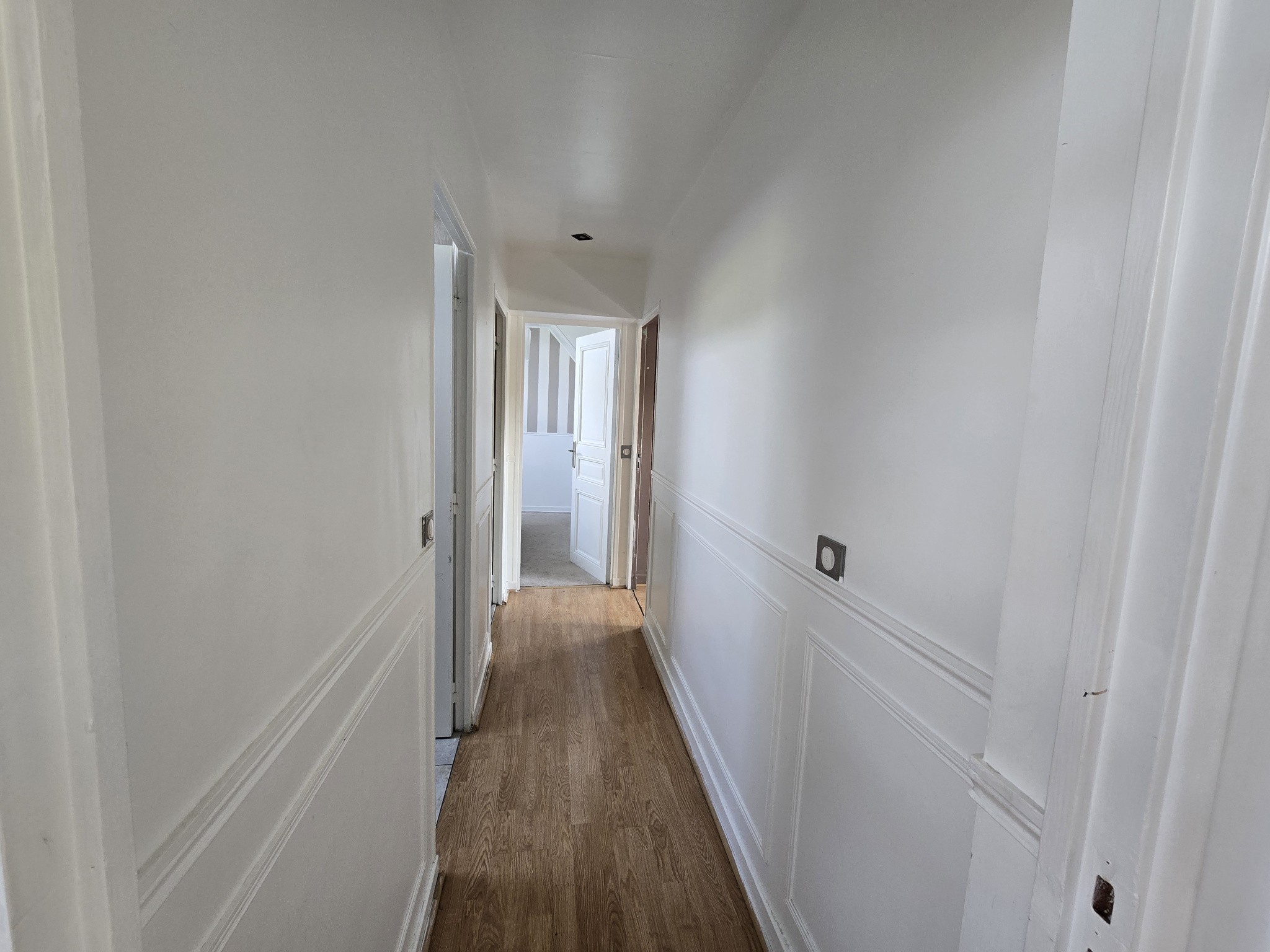 Pavillon Individuel 145 m2 avec Jardin de 293 m2 Aulnay sous bois 93600 — photo 13