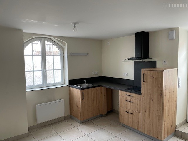 MAISON 4 CHAMBRES CISSE A 20 MINUTES DE POITIERS — photo 3