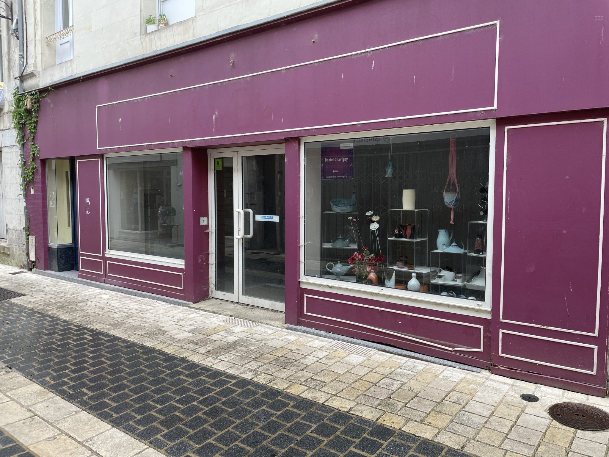 LOCAL COMMERCIAL RUE PIETONNE CHATELLERAULT CENTRE — photo 1