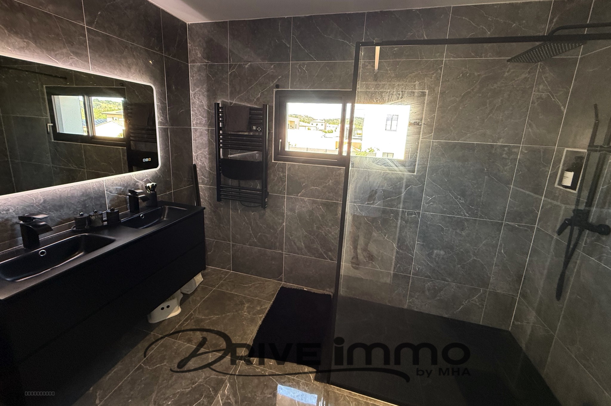 DRIVE IMMO NARBONNE VILLA 140M2 JARDIN GRAND GARAGE PISCINE — photo 6