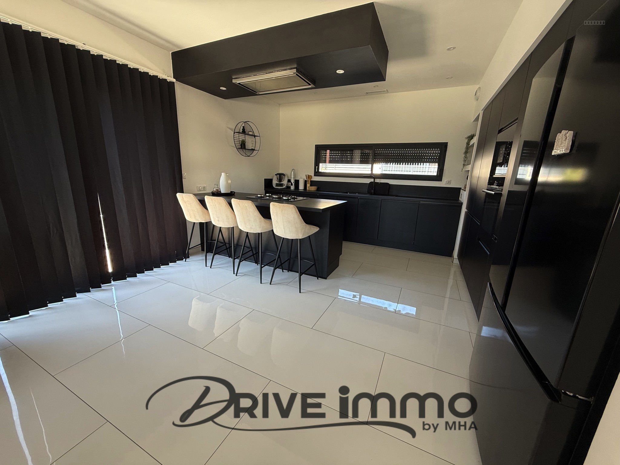 DRIVE IMMO NARBONNE VILLA 140M2 JARDIN GRAND GARAGE PISCINE — photo 3