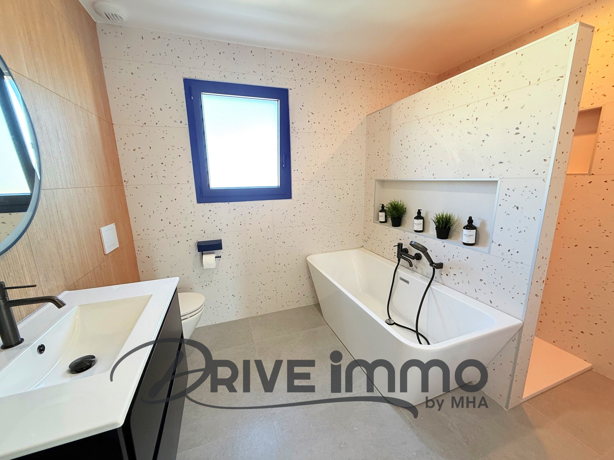 DRIVE IMMO NARBONNE   COUP DE CŒUR   Villa T4 contemporaine récente à Narbonne, secteur Crabit. — photo 5