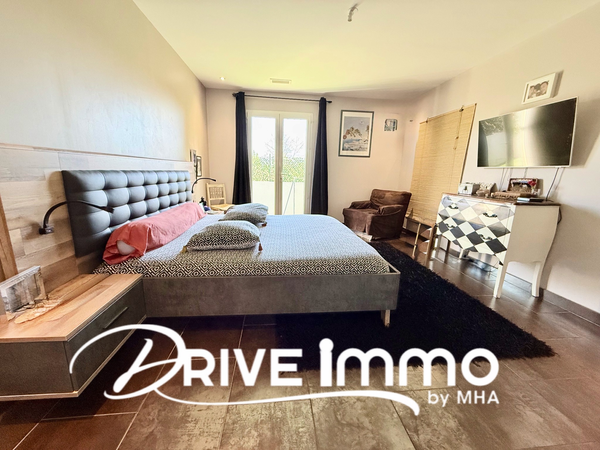 NARBONNE QUARTIER PRISÉ - VILLA T5 DE PLAIN PIED 155M2 SUR TERRAIN 1000M2 - SECTEUR CRABIT — photo 12
