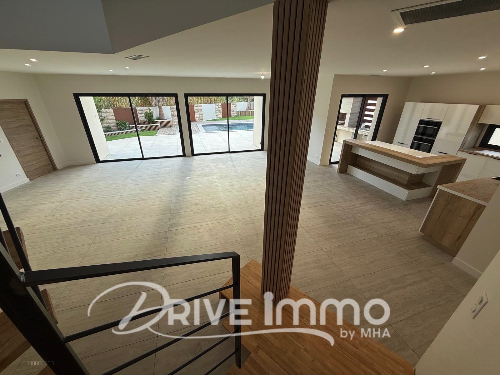 DRIVE IMMO NARBONNE EMPLACEMENT D'EXCEPTION VILLA DE PRESTIGE — photo 6