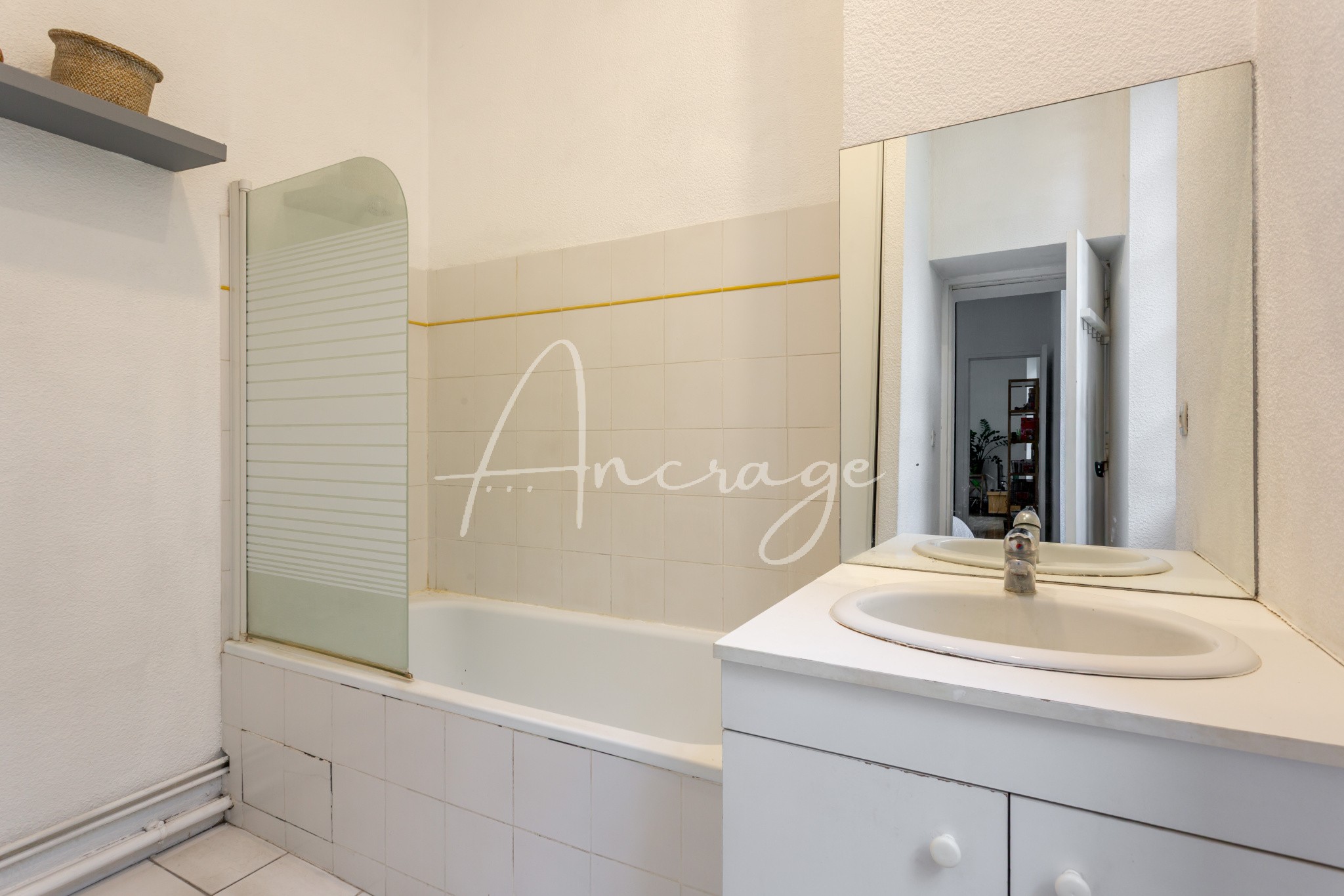 BORDEAUX SAINT PIERRE APPARTEMENT T2 — photo 7