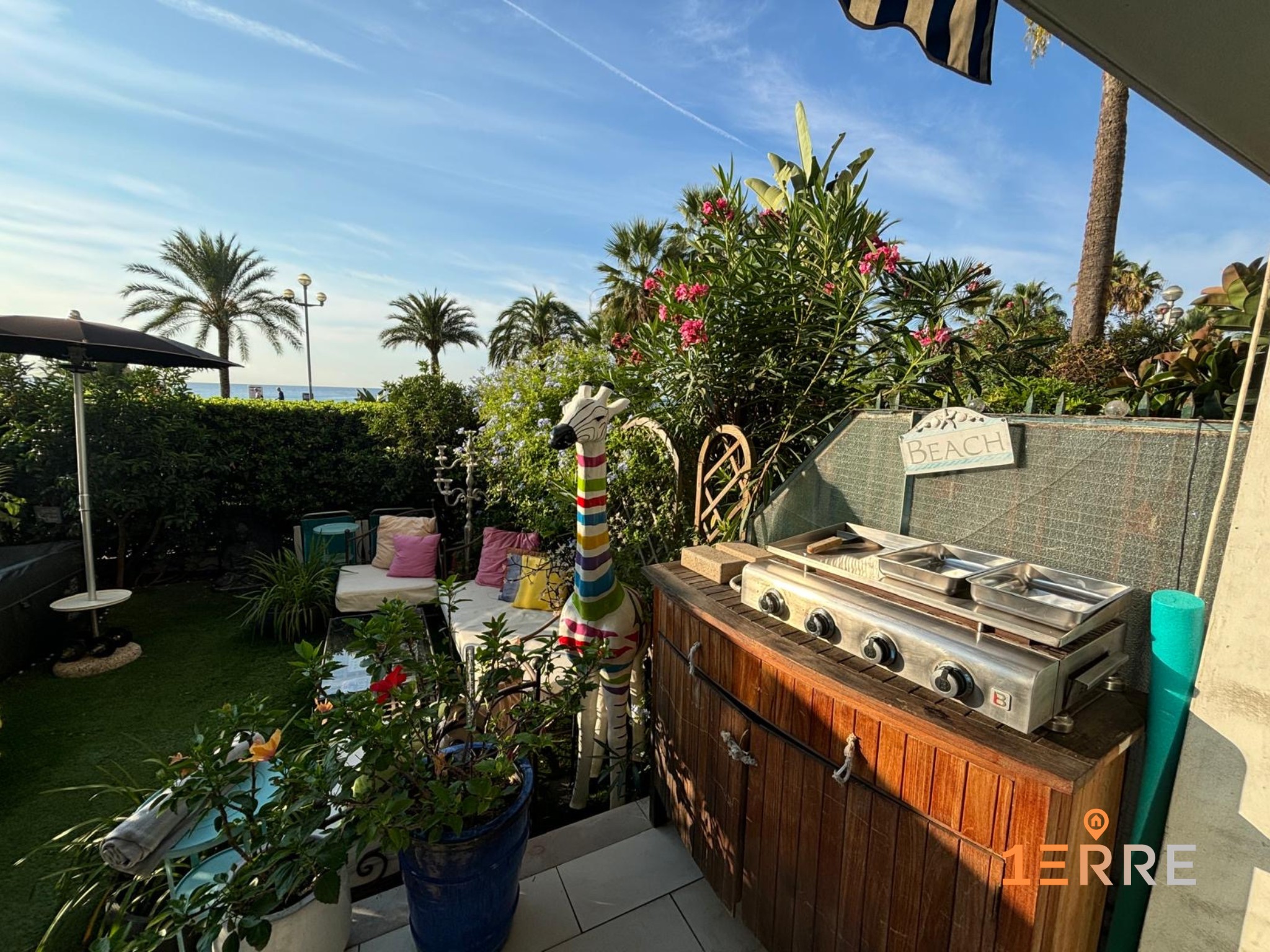 Rare Seafront Garden Apartment   Promenade des Anglais — photo 8