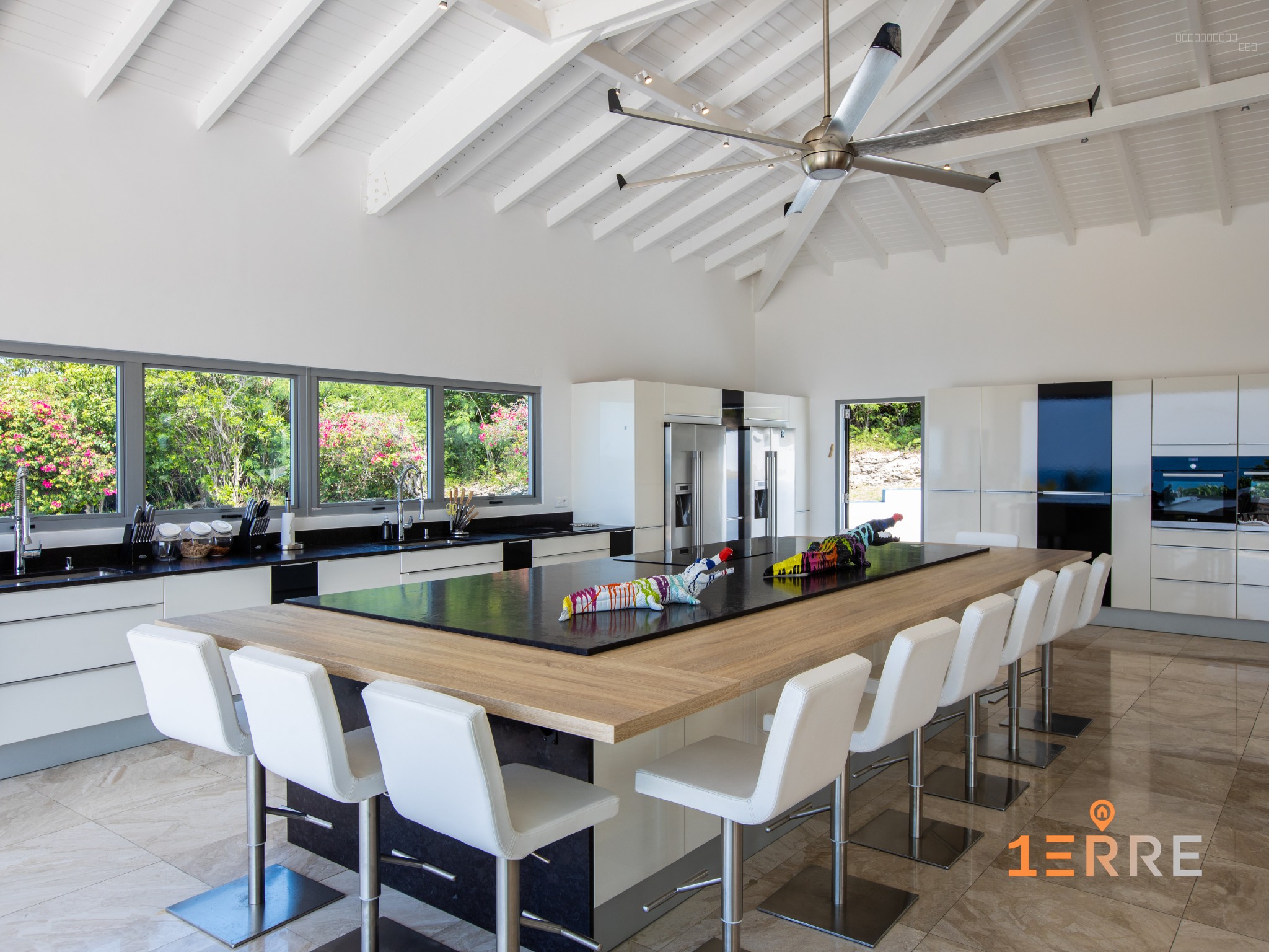 Villa de Prestige 6 Chambres 1000 m2, Piscine & Vue Mer à Terres Basses, Saint-Martin — photo 5