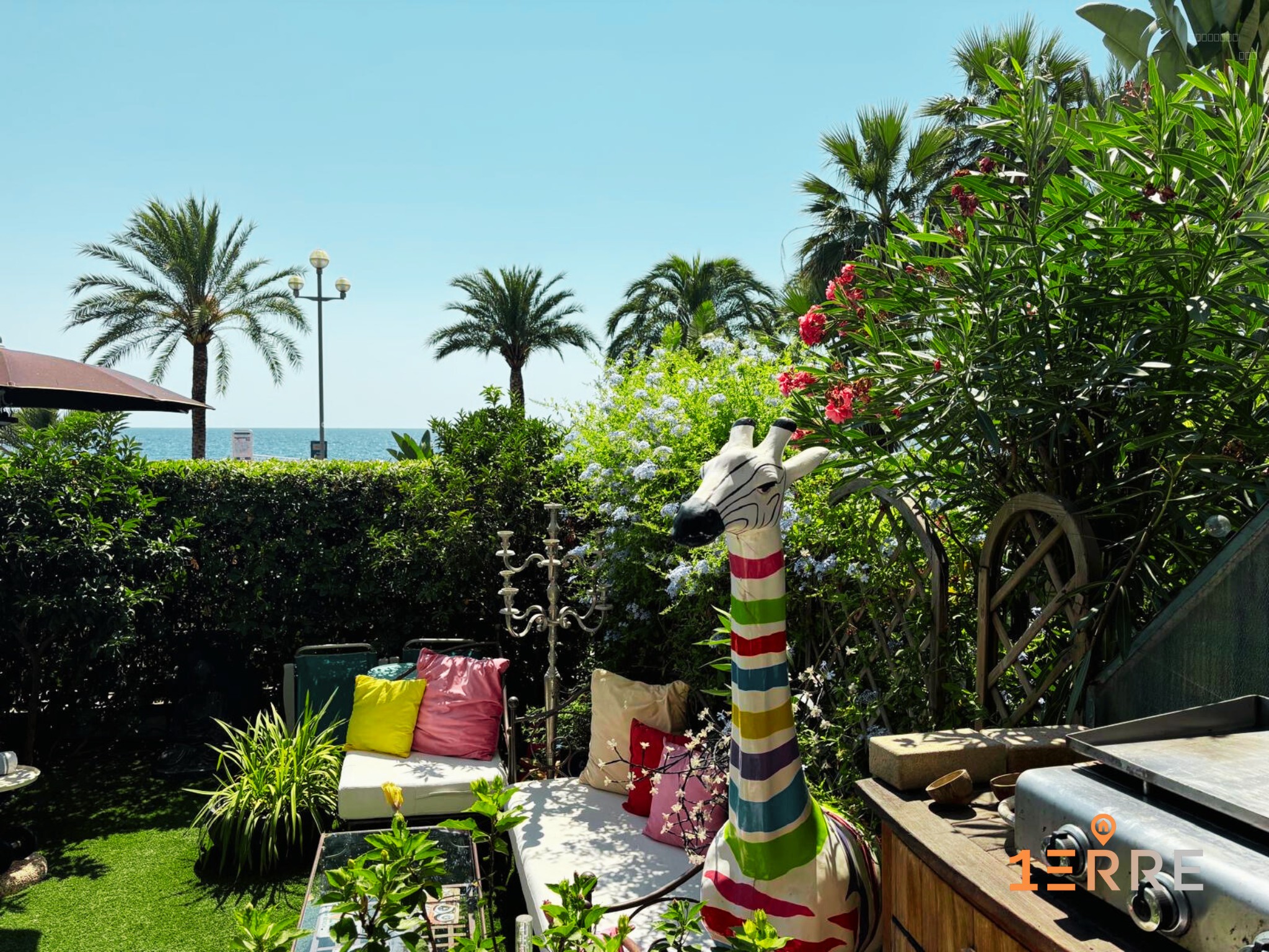 Rare Seafront Garden Apartment   Promenade des Anglais — photo 5