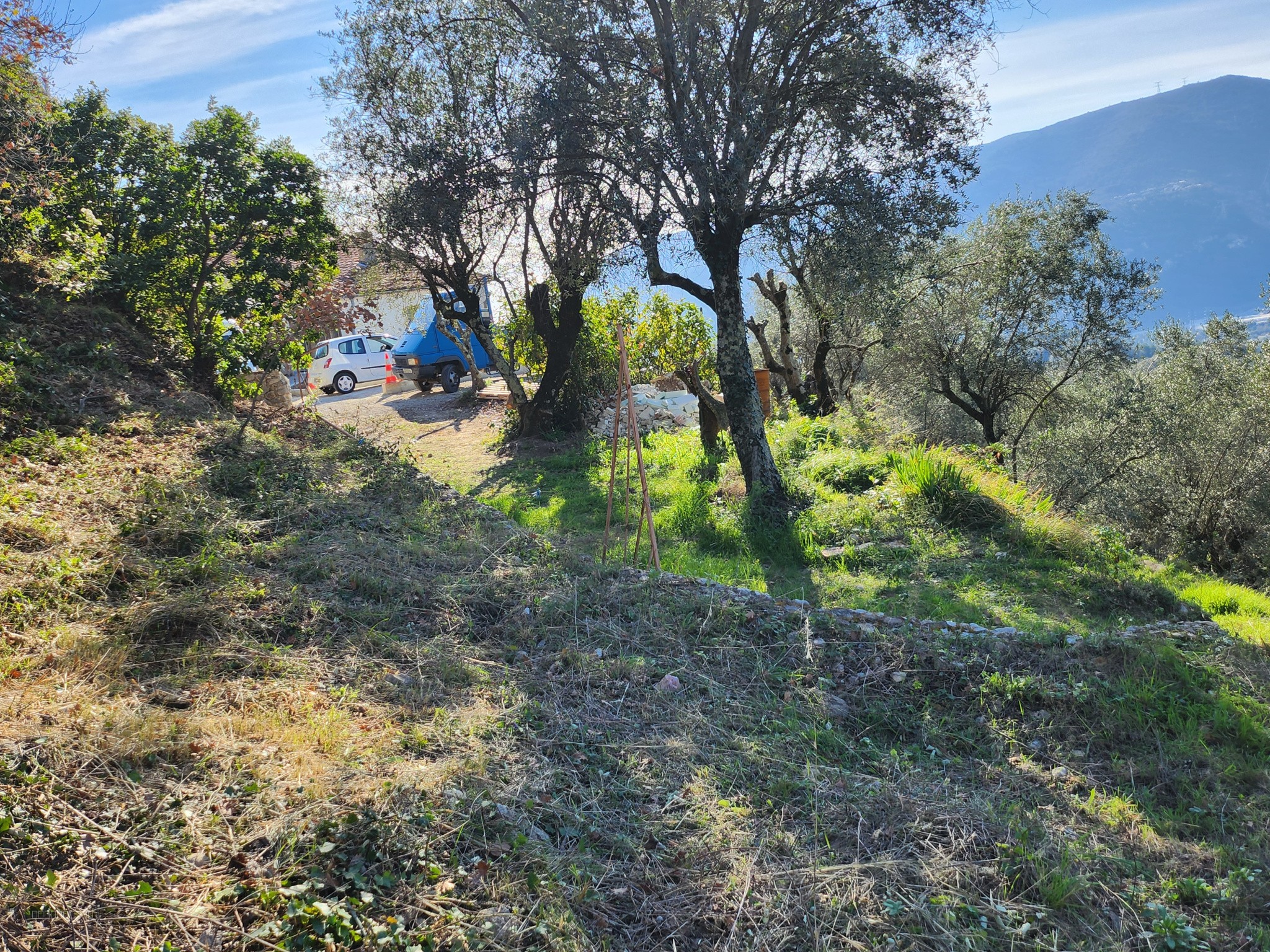 SAINT BLAISE : TERRAIN EN POSITION DOMINANTE OFFRANT UNE SUPERBE VUE SUR LES MONTAGNES, EXPOSE OUEST — photo 4