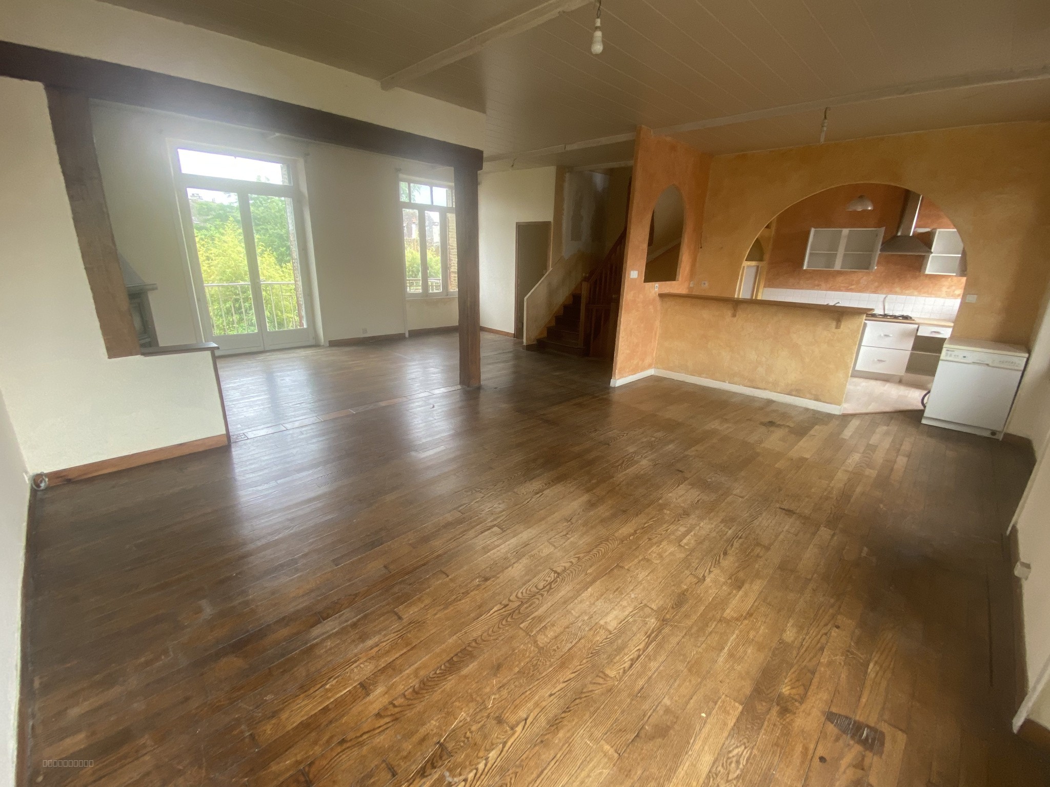 IMMEUBLE DE RAPPORT AVEC LOCAL COMMERCIAL ET 2 APPARTEMENTS — photo 10