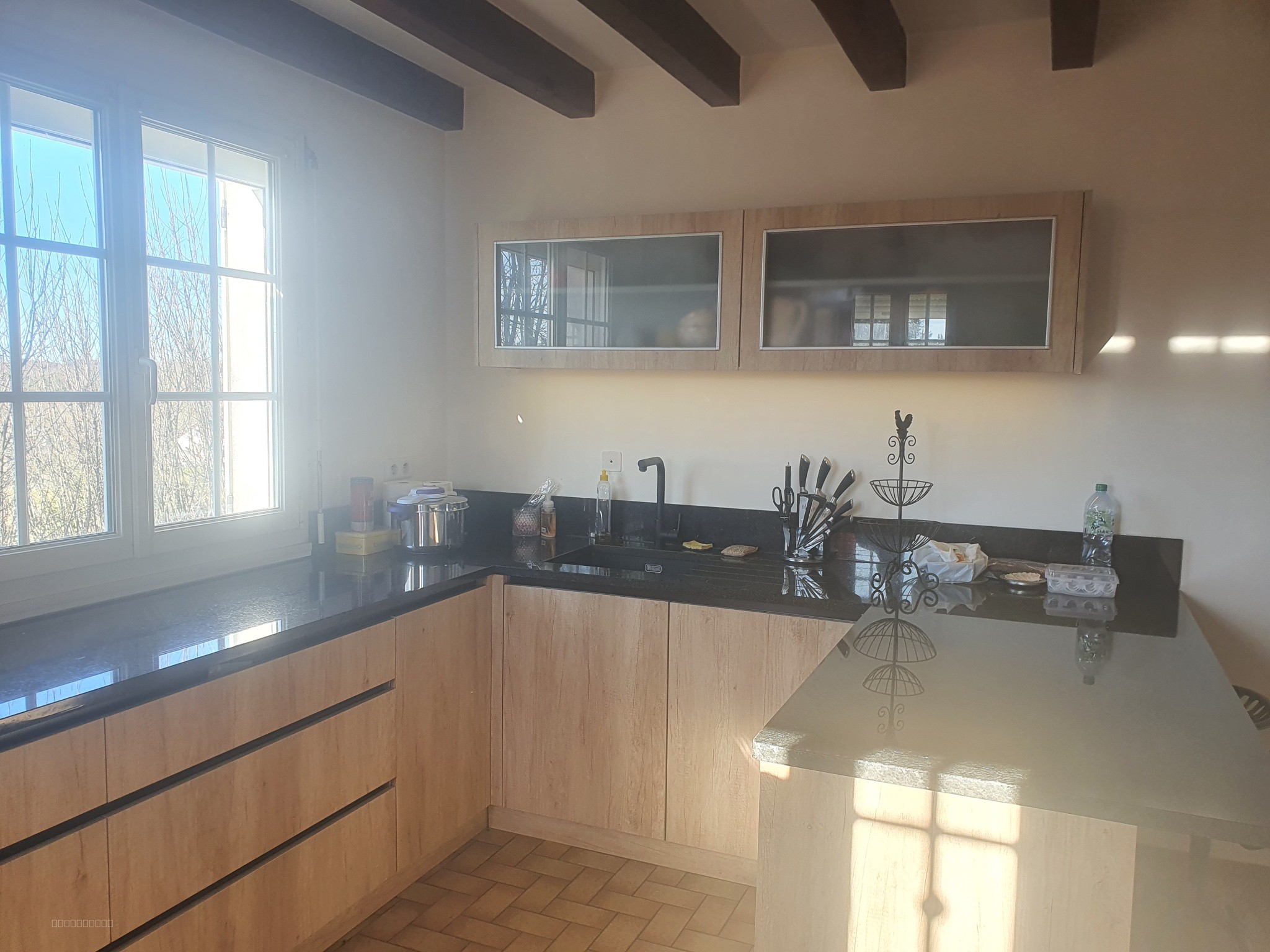 PROPRIÉTÉ EN XAINTRIE PROCHE COMMERCES, 16350 m2 ATTENANTS PRÉS ET BOIS. — photo 4