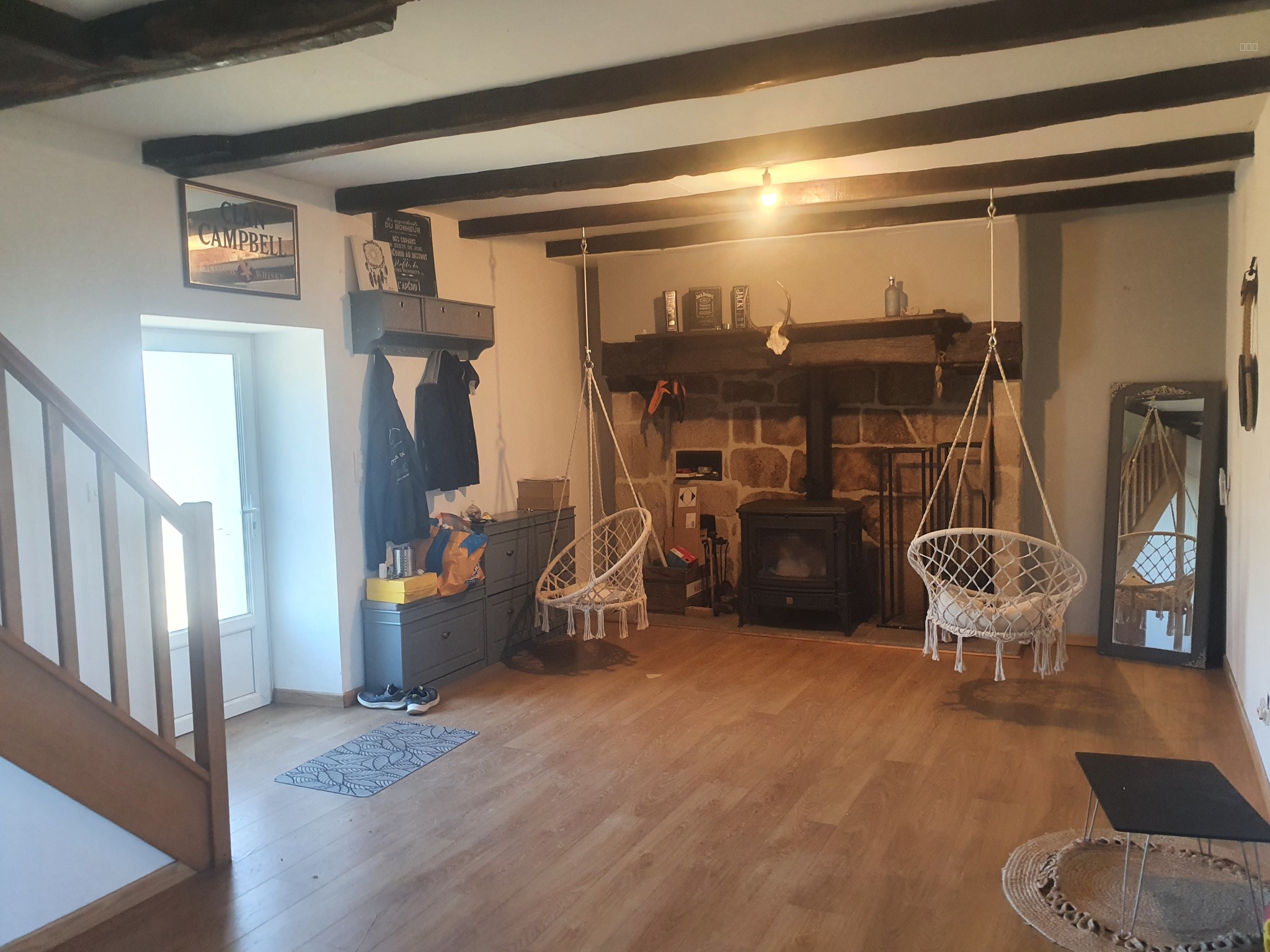 PROPRIÉTÉ EN XAINTRIE PROCHE COMMERCES, 16350 m2 ATTENANTS PRÉS ET BOIS. — photo 3