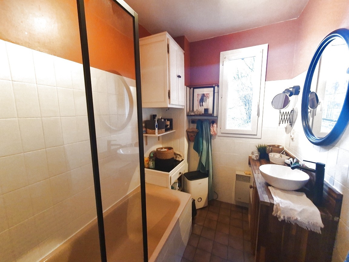 CHALEUREUSE MAISON DE FAMILLE PROCHE CENTRE ARGENTAT ET TOUS COMMERCES — photo 6