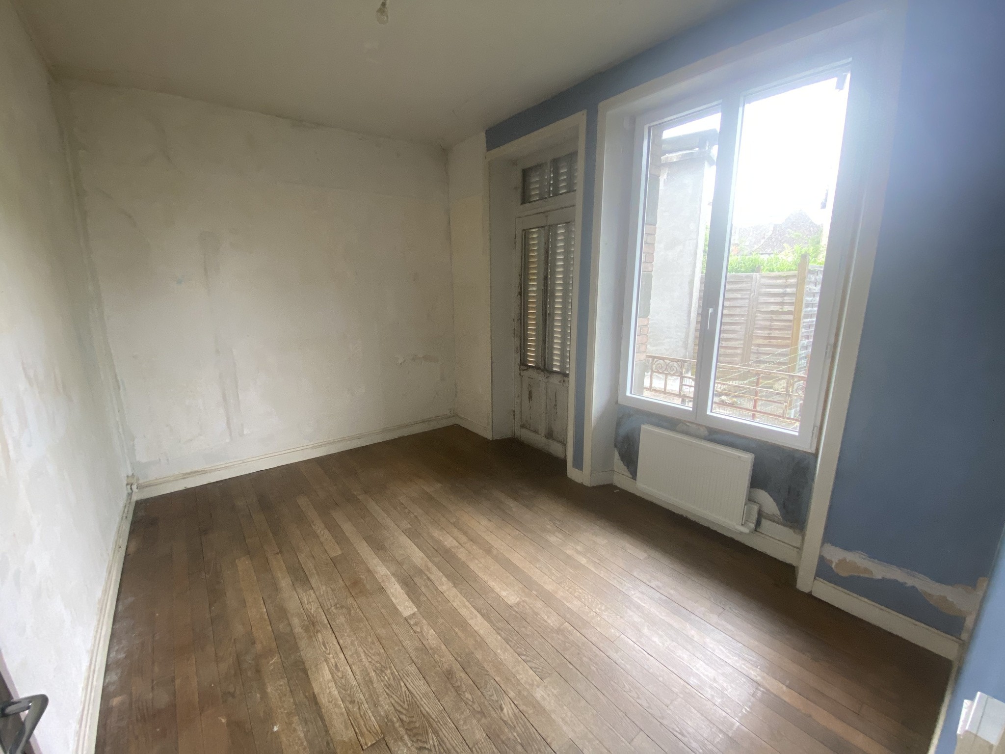IMMEUBLE DE RAPPORT AVEC LOCAL COMMERCIAL ET 2 APPARTEMENTS — photo 6
