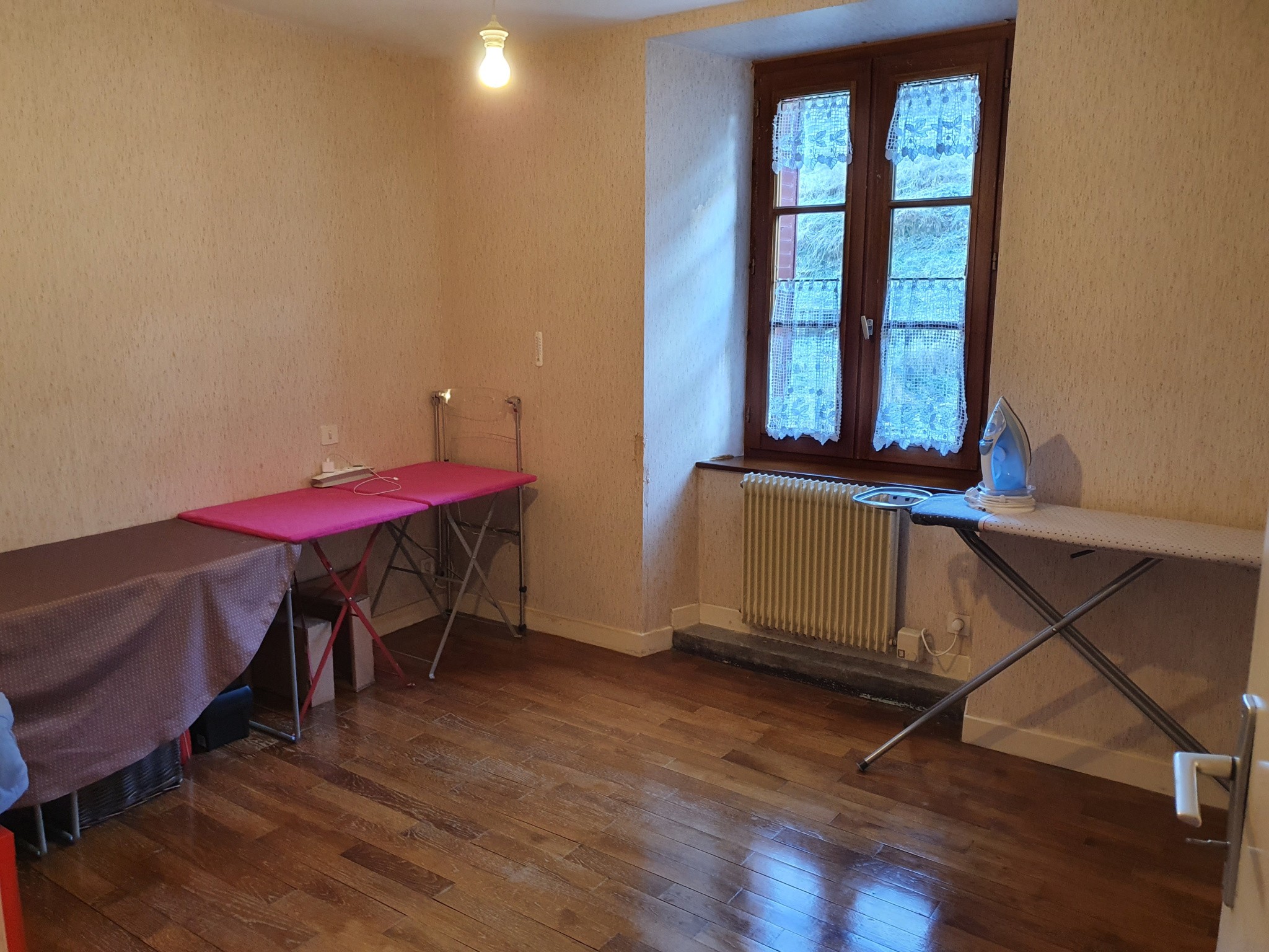 MAISON DE CARACTÈRE EN PIERRES AVEC TERRAIN ET RUISSEAU. — photo 8