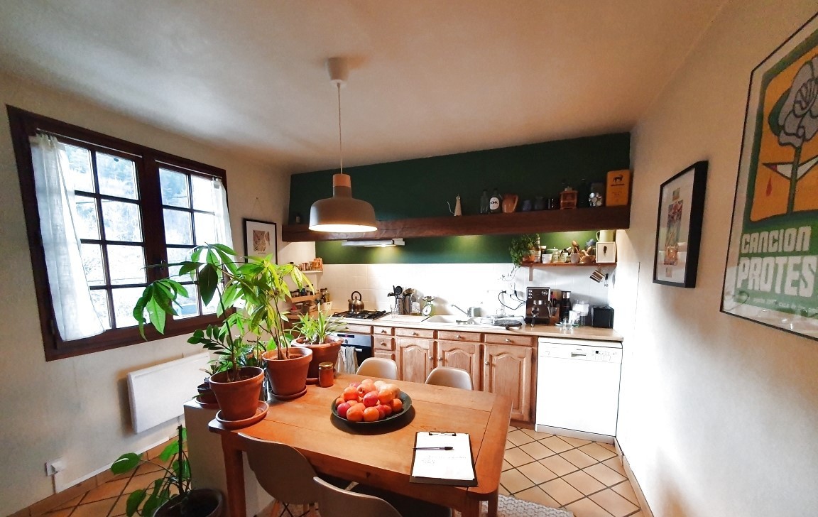 CHALEUREUSE MAISON DE FAMILLE PROCHE CENTRE ARGENTAT ET TOUS COMMERCES — photo 3