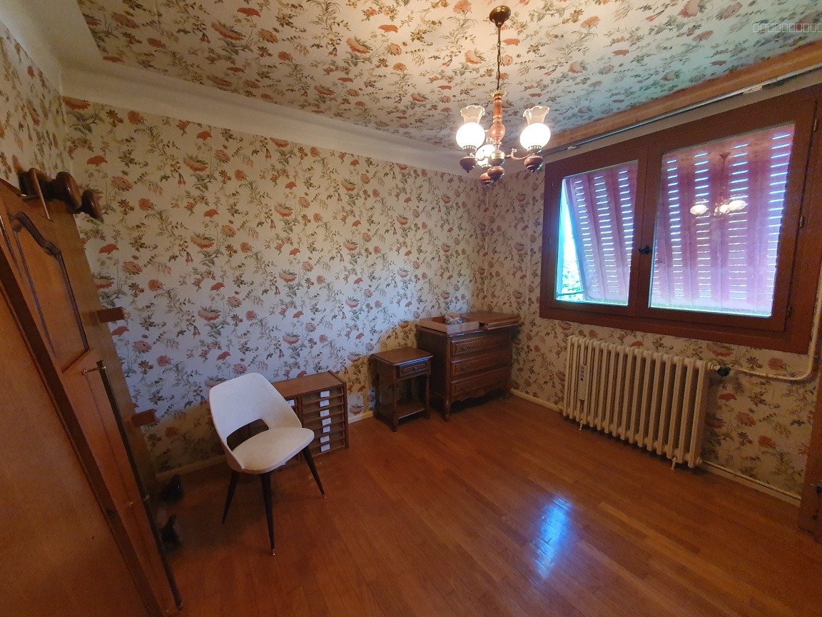 AGREABLE MAISON ANNÉES 60, QUARTIER RÉSIDENTIEL AVEC VUE. — photo 9