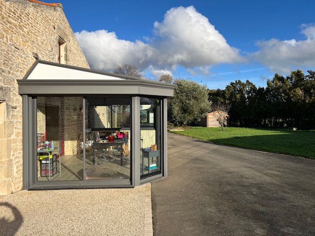 Spacieuse jolie maison en pierres avec dépendances — photo 11