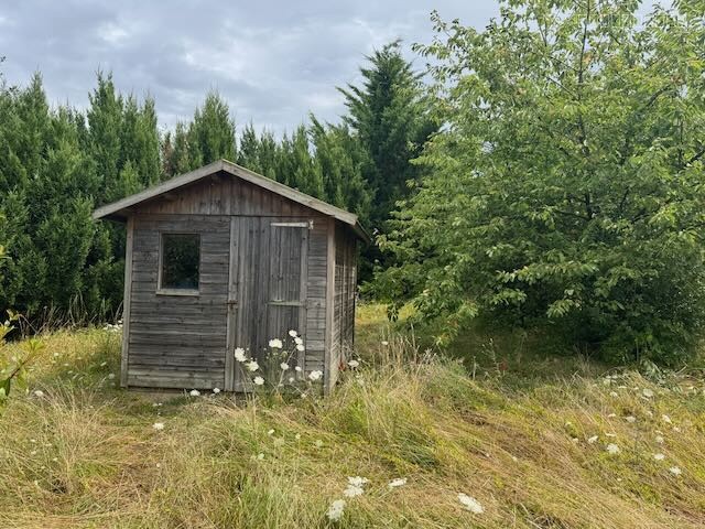 Maison d'environ 124m2 de plain -pied à rafraichir avec un beau terrain — photo 9