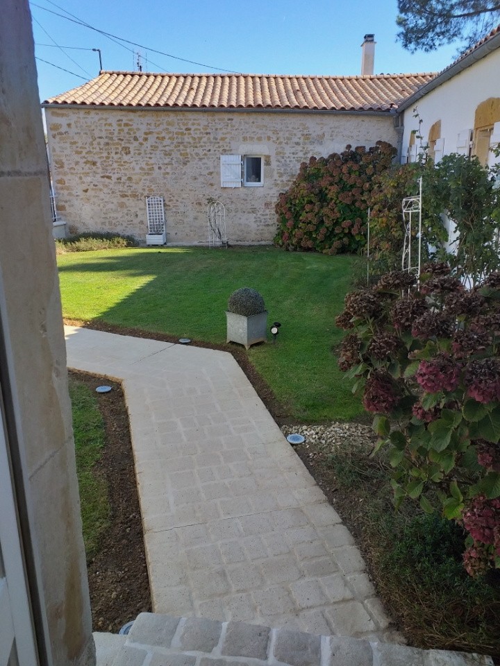 Charme authentique et jardin d’exception — photo 19