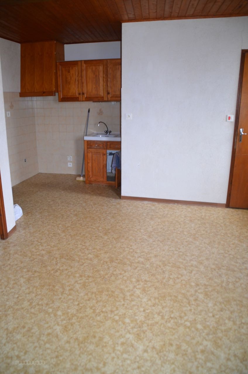 Appartement T1 au 2ème étage — photo 2