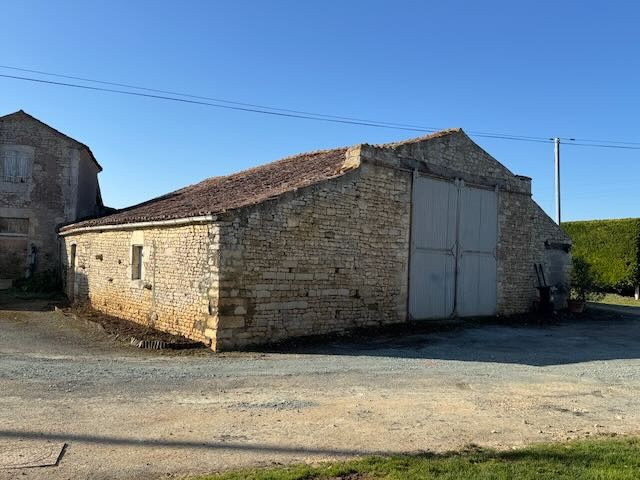 Maison de caractère avec dépendances — photo 13
