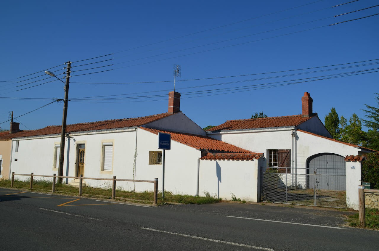 Agréable maison en pierres de plain-pied à rénover — photo 10