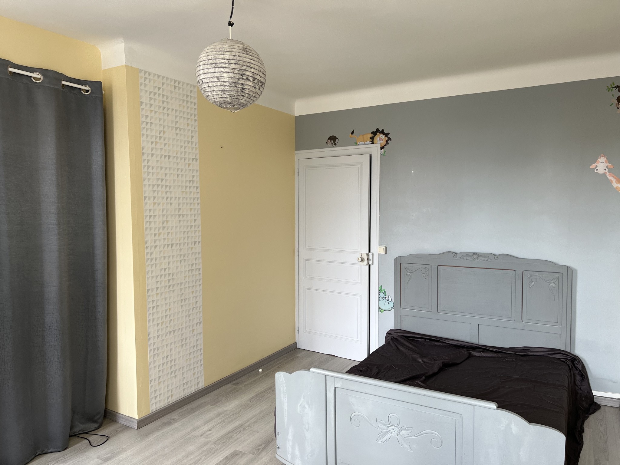 Belle maison en pierre avec grand grenier — photo 9