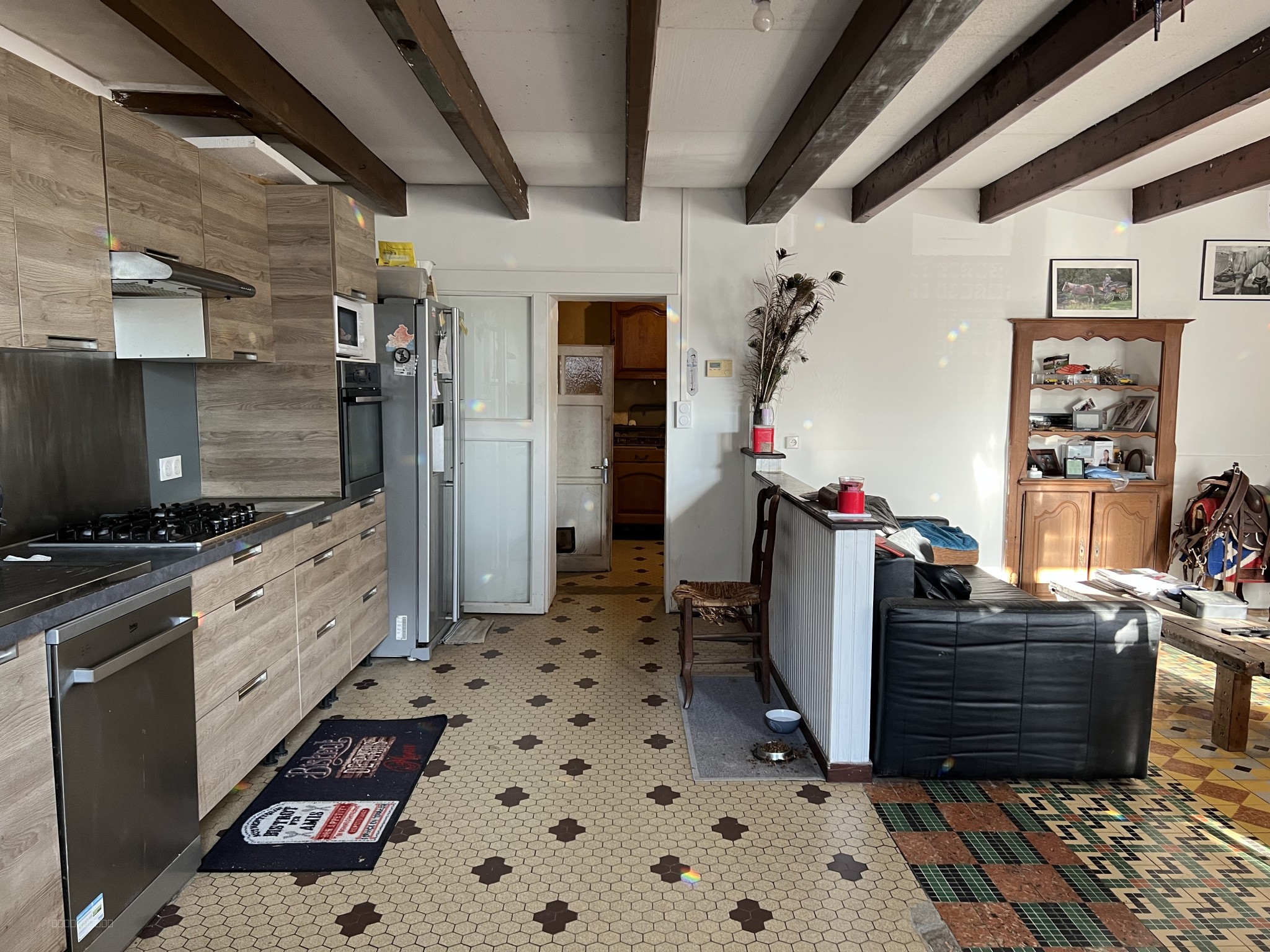 Maison en pierre en centre bourg — photo 2