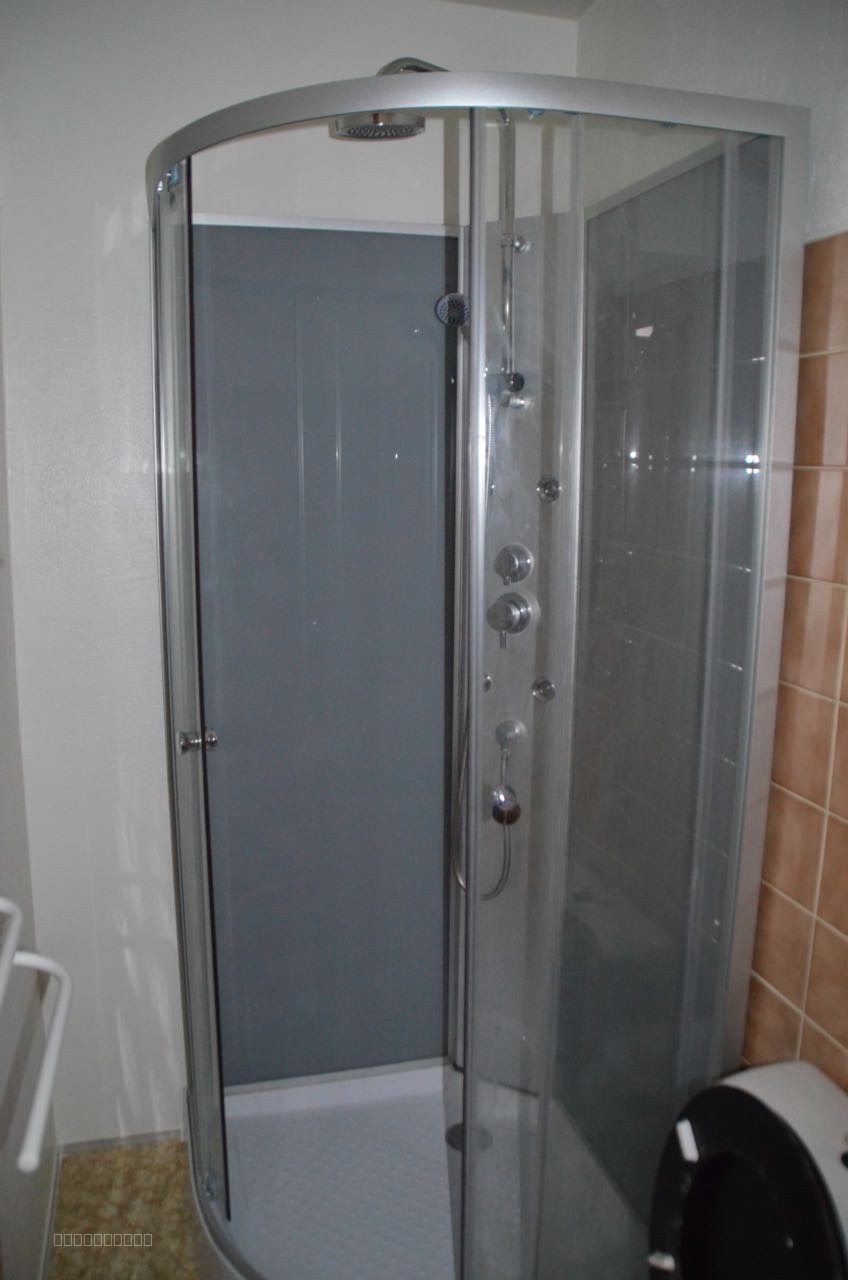 Appartement T1 au 2ème étage — photo 4