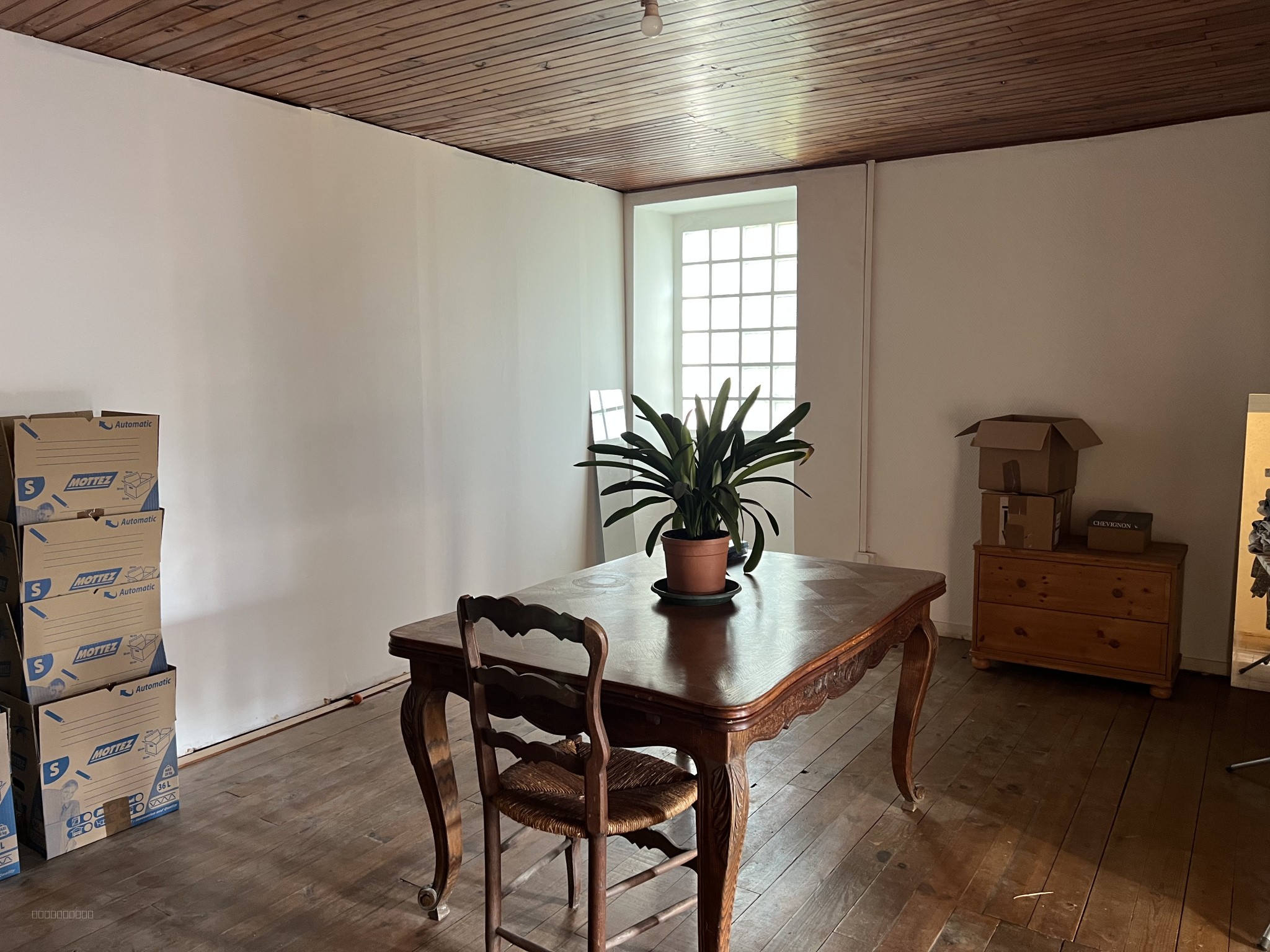 Maison en pierre en centre bourg — photo 10