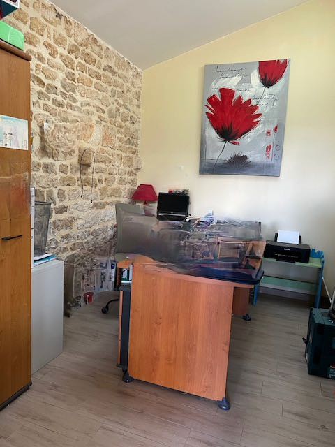Spacieuse jolie maison en pierres avec dépendances — photo 9