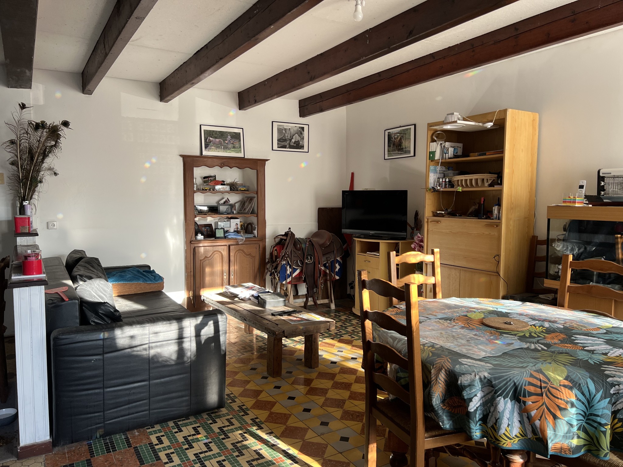 Maison en pierre en centre bourg — photo 3