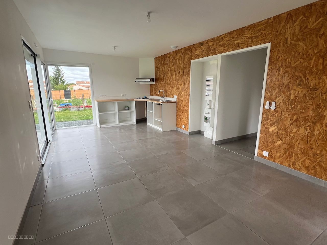Charmant plain-pied contemporain de 2022   Ossature bois — photo 2