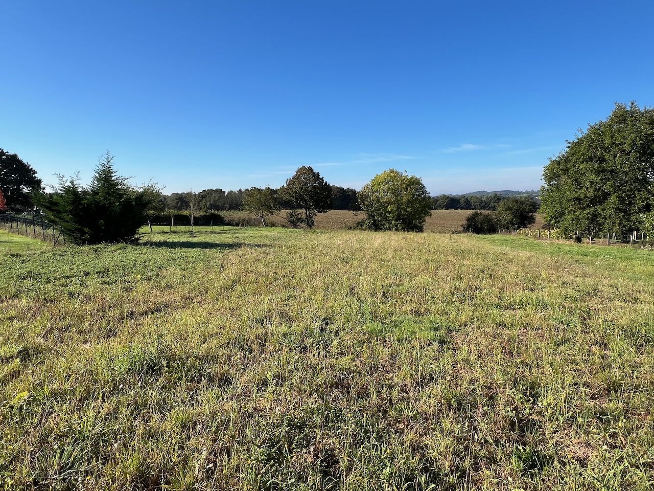 Vue dégagée sur la campagne pour ce terrain à bâtir — photo 2