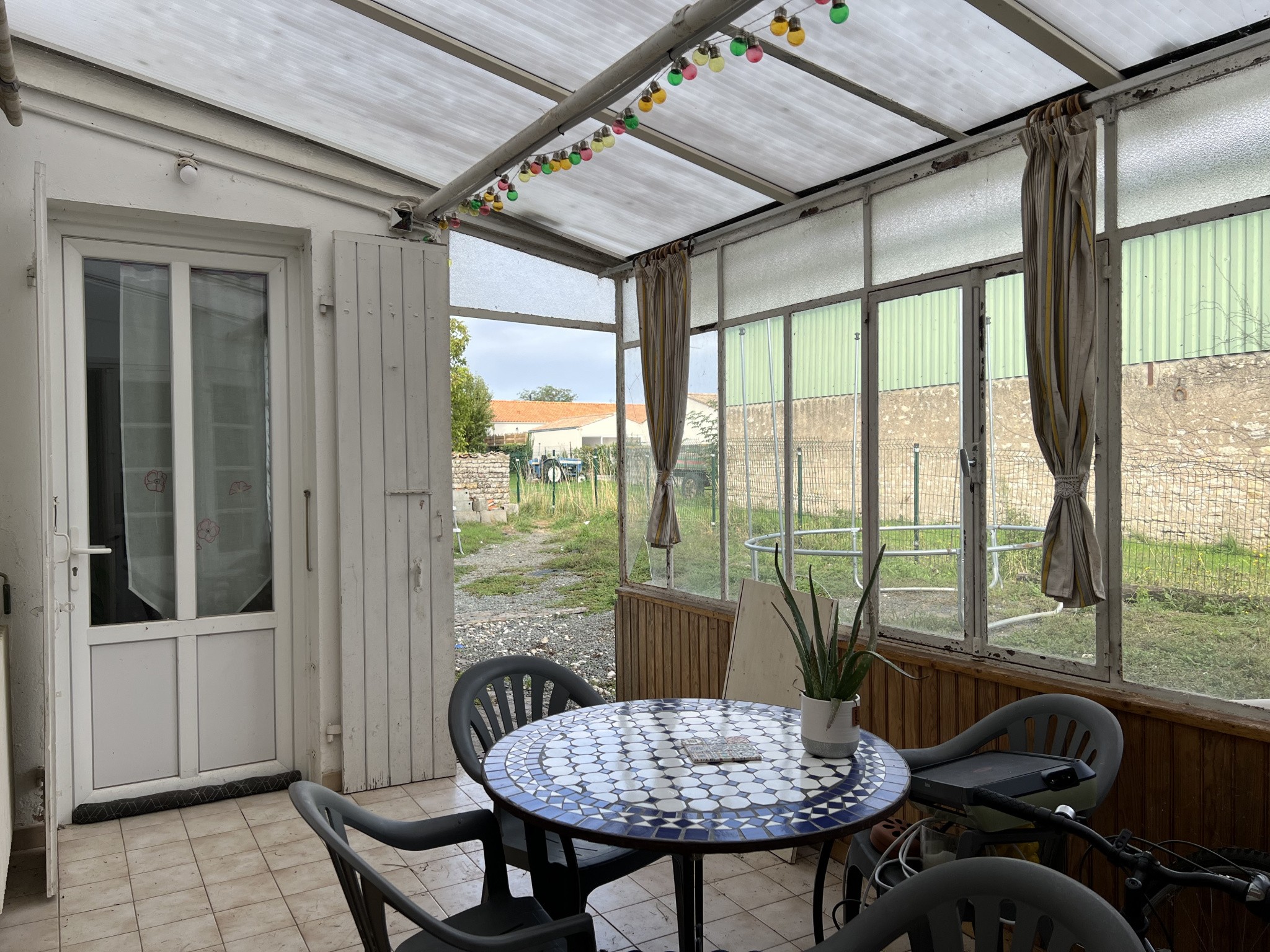 Belle maison en pierre avec grand grenier — photo 15