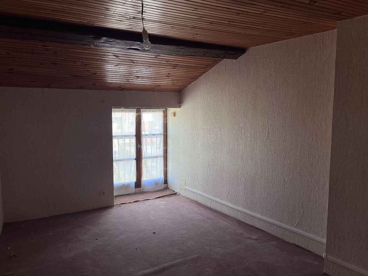 Maison de ville à rénover proche commodité — photo 13