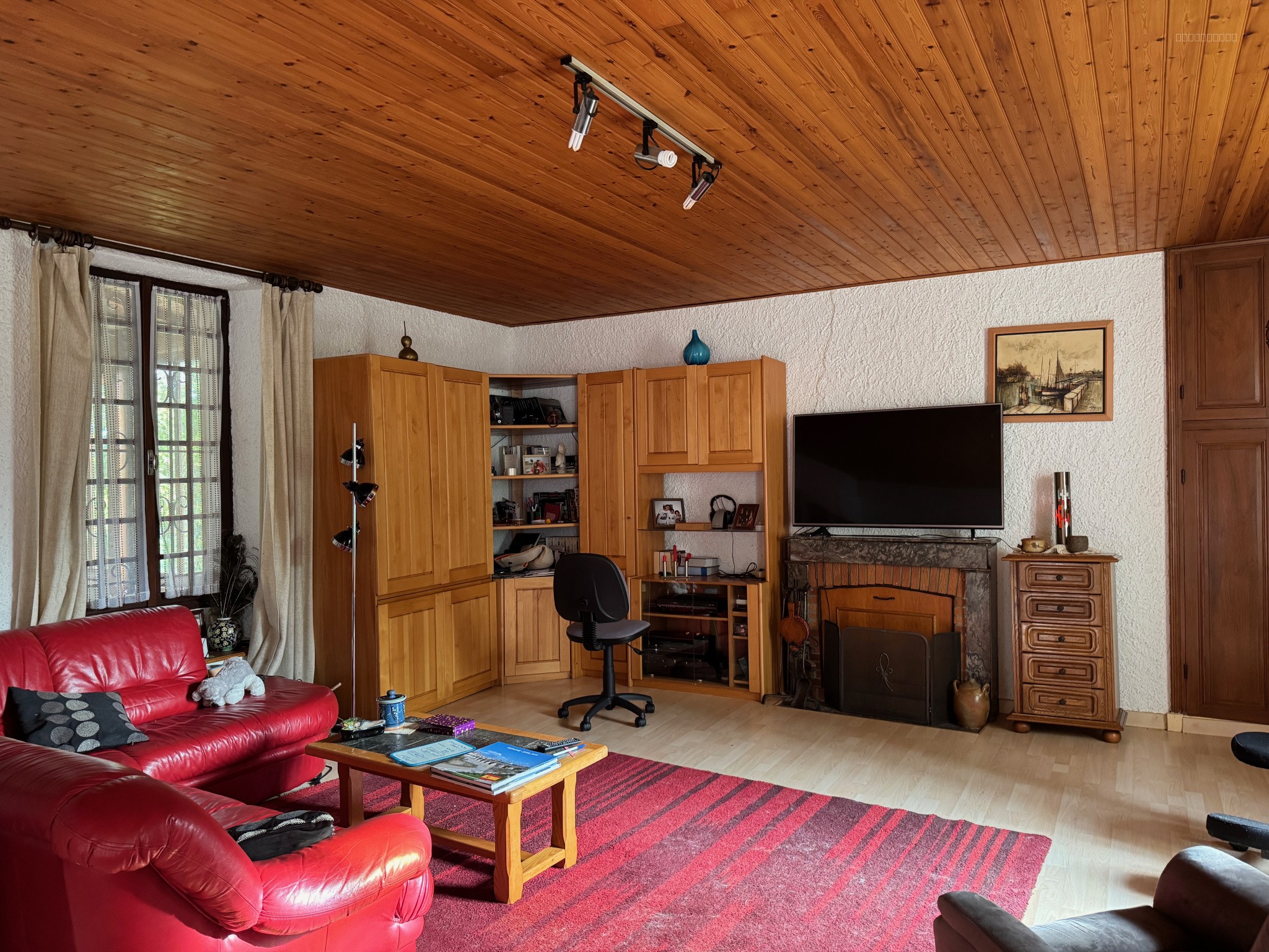 Maison de charme en pierre dans un havre de paix avec dépendance 270 m2 et piscine — photo 5