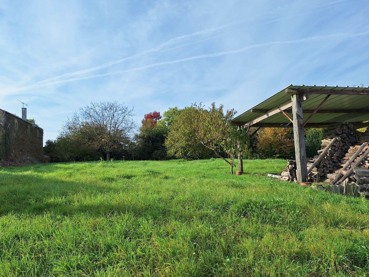 Jolie maison en pierre à rénover — photo 10