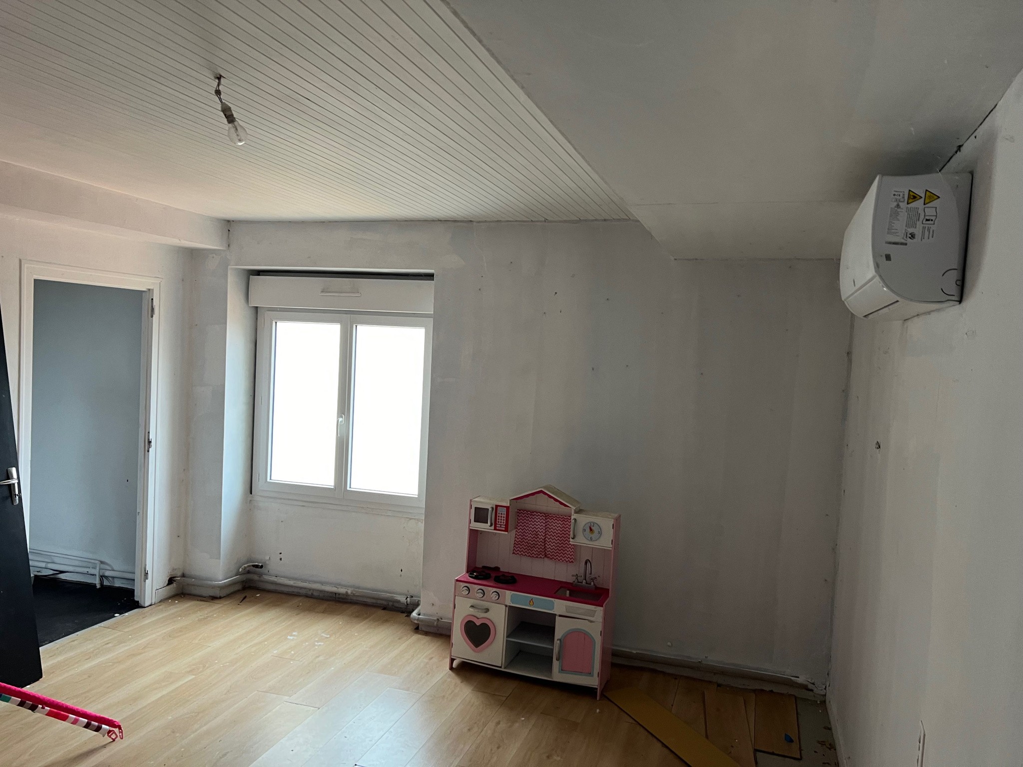 Belle maison de bourg à rénover — photo 9