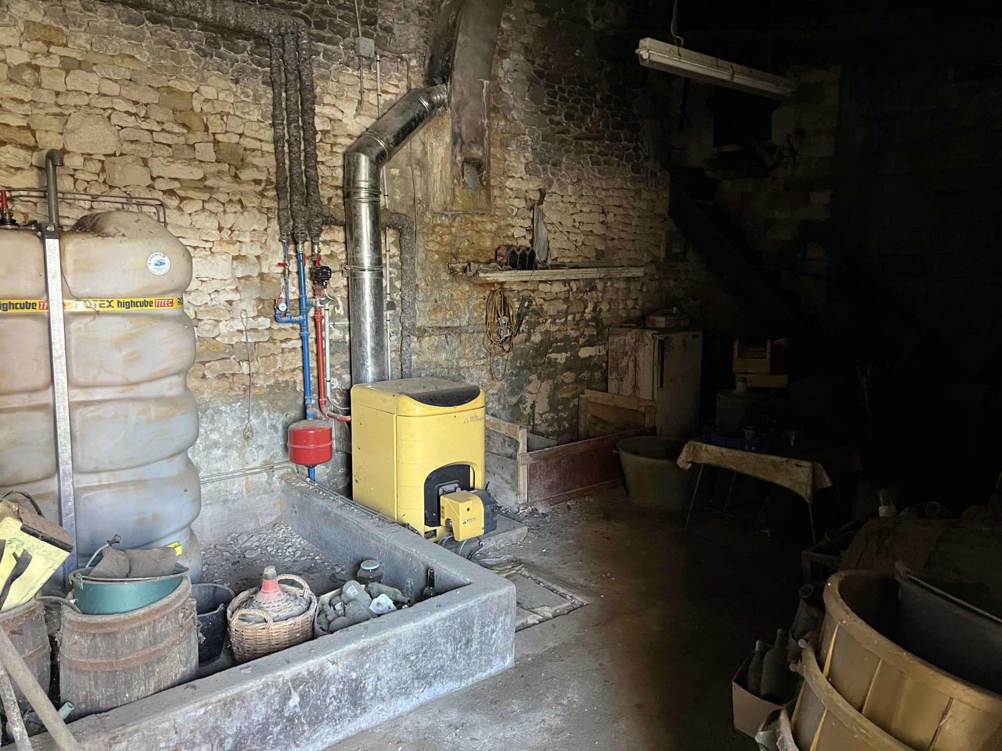 Maison au calme à rénover — photo 11