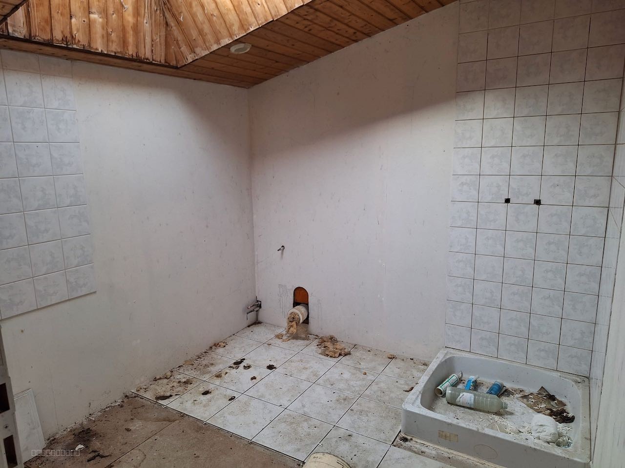 Jolie maison en pierre à rénover — photo 6