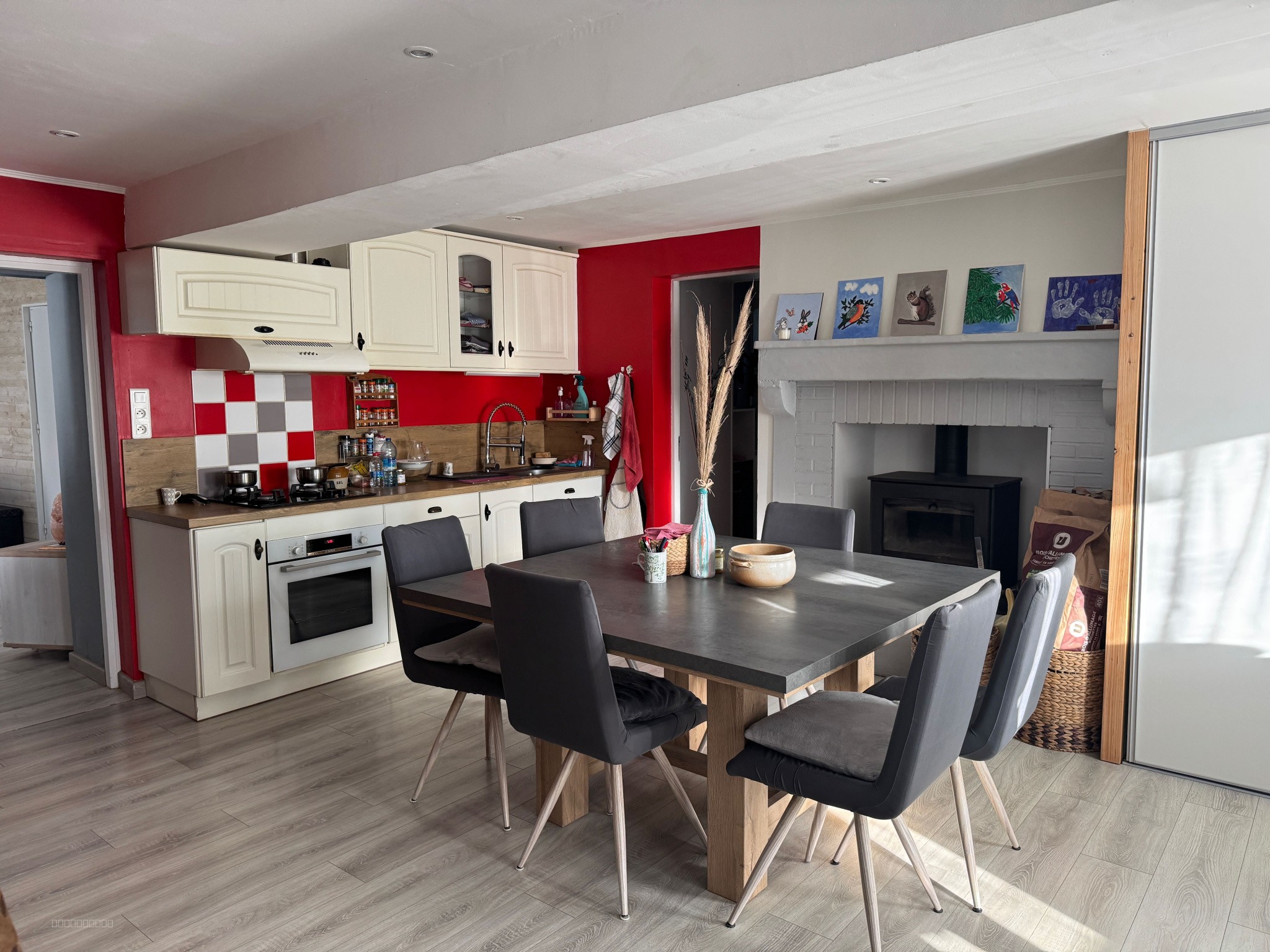Spacieuse jolie maison en pierres avec dépendances — photo 2