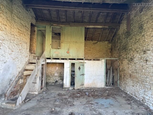 Dépendance en pierre à réhabiliter — photo 3